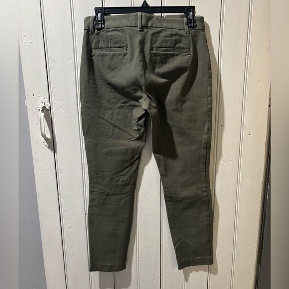 💕3/$25💕 Gap Signature Skinny Ankle Pant - Picture 4 of 6